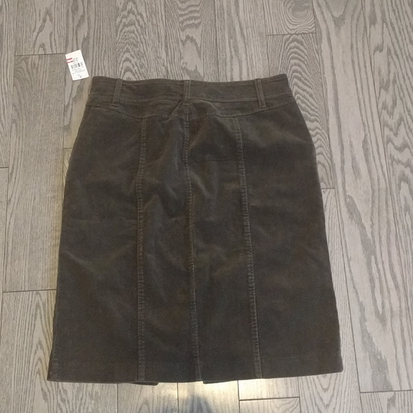 New beautiful cotton skirt by Urban Life 🍀🌸 - Picture 5 of 12